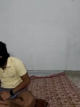 Snapshot of Heena-143 chatting on 03/07/26, 03:20 Heena-143 online show from 03/07/26, 03:20