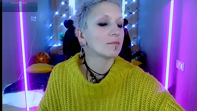 Sweet-n-Strong online show from 10/28/25, 08:18