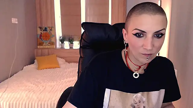 Sweet-n-Strong online show from 07/08/26, 11:48