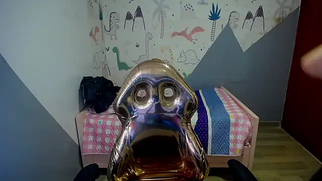 velvetvixen t online show from 12/14/25, 01:05