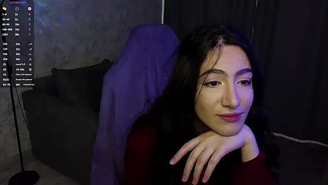 Mulan Lo online show from 04/07/26, 10:05