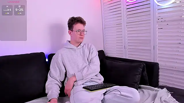 Teddy Parker online show from 11/21/25, 07:40