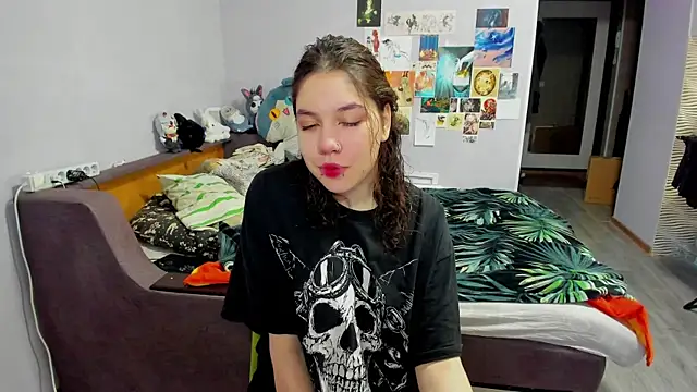 AgathaNott online show from 10/25/25, 12:45