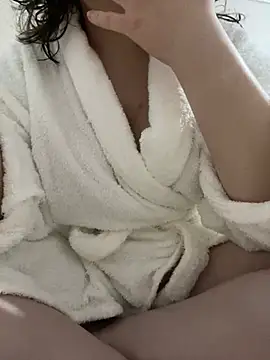 Angeldoram online show from 02/26/26, 07:35