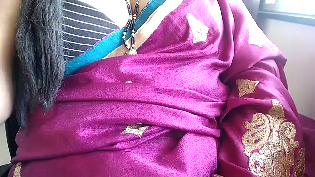 Snapshot of TABOOBREAKERS chatting on 02/04/25, 03:33 TABOOBREAKERS online show from 02/04/25, 03:33