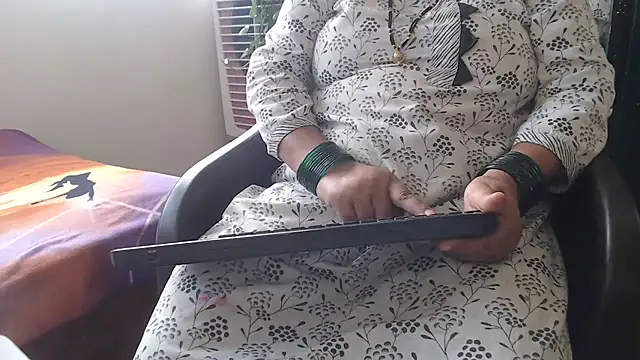 Snapshot of TABOOBREAKERS chatting on 03/09/25, 02:50 TABOOBREAKERS online show from 03/09/25, 02:50