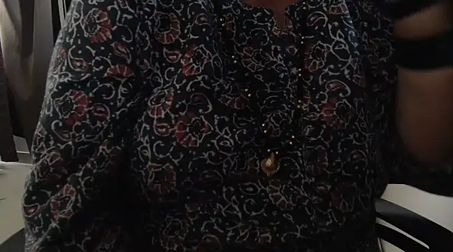 Snapshot of TABOOBREAKERS chatting on 03/20/25, 09:04 TABOOBREAKERS online show from 03/20/25, 09:04