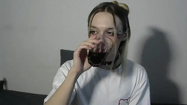 Snapshot of icebenz chatting on 03/12/26, 03:07 icebenz online show from 03/12/26, 03:07