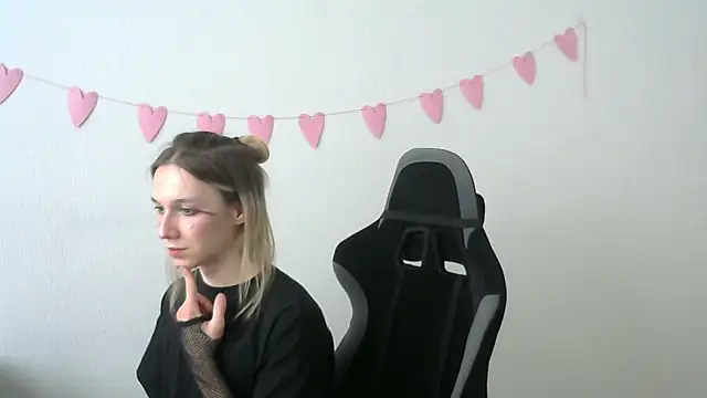 Snapshot of icebenz chatting on 04/02/26, 12:14 icebenz online show from 04/02/26, 12:14