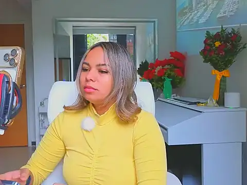 Snapshot of diosadeluniverso chatting on 03/20/26, 01:05 diosadeluniverso online show from 03/20/26, 01:05