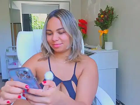 Snapshot of diosadeluniverso chatting on 03/22/26, 02:42 diosadeluniverso online show from 03/22/26, 02:42