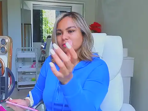 Snapshot of diosadeluniverso chatting on 04/10/26, 04:44 diosadeluniverso online show from 04/10/26, 04:44