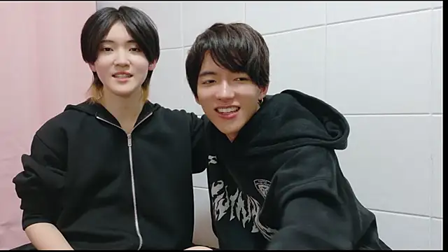 NORA NEKO 2 2 online show from 11/26/25, 01:34