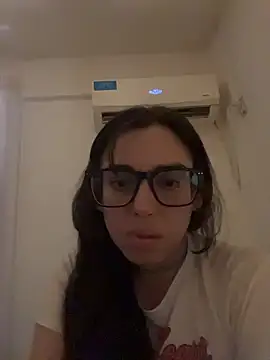 gigi333regi online show from 12/16/25, 03:28