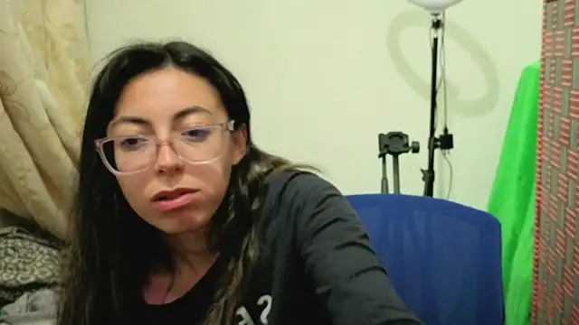 zylla storn online show from 03/29/26, 11:27