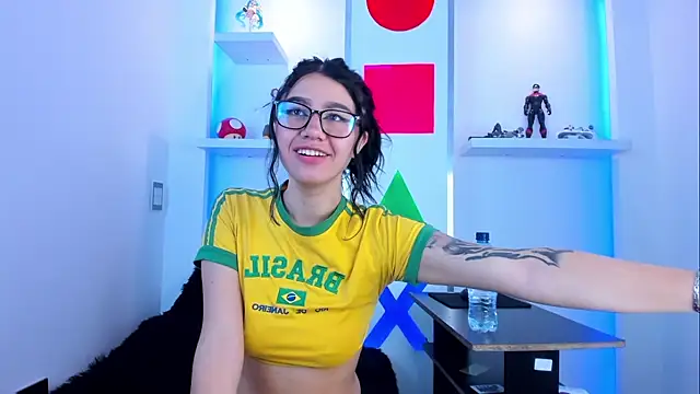 Snapshot of Charlotte_Millers chatting on 11/29/25, 09:51 Charlotte Millers online show from 11/29/25, 09:51