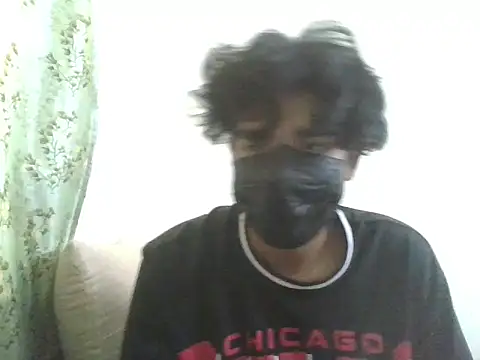 Snapshot of kriZ08 chatting on 03/13/26, 07:59 kriZ08 online show from 03/13/26, 07:59