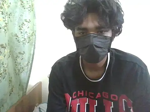 Snapshot of kriZ08 chatting on 03/20/26, 05:45 kriZ08 online show from 03/20/26, 05:45