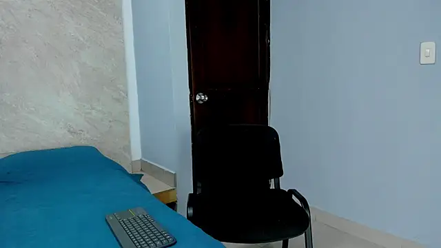 Sarahh-19 online show from 12/16/25, 11:59