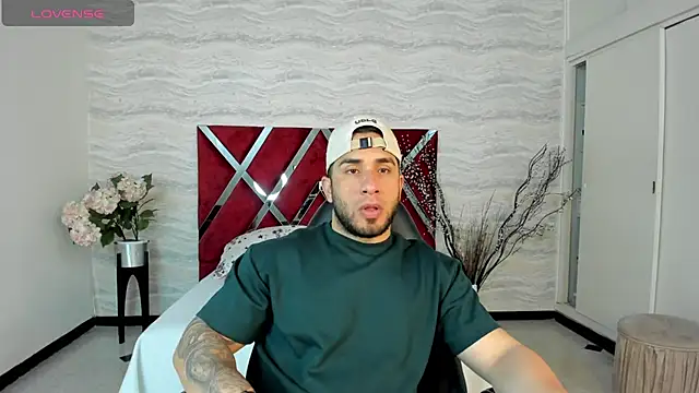 Denver lux online show from 10/29/25, 12:18