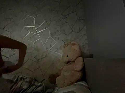 Snapshot of rosie-hipstergal chatting on 11/30/25, 10:25 rosie-hipstergal online show from 11/30/25, 10:25