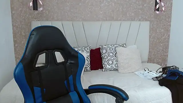 AliceSmity  online show from 12/21/25, 05:53