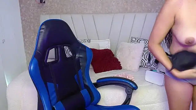 AliceSmity  online show from 01/19/26, 12:09