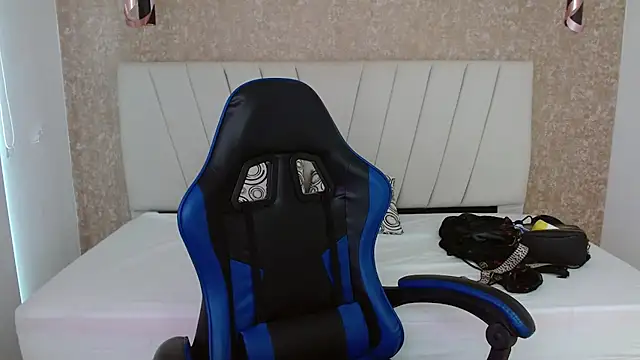 AliceSmity  online show from 02/03/26, 12:21