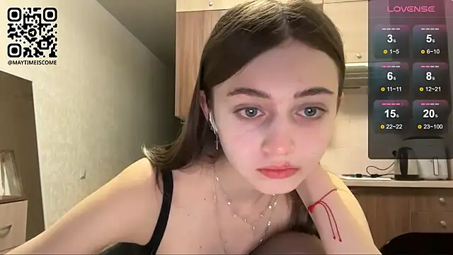 Snapshot of AidaGloshen chatting on 04/02/26, 04:04 AidaGloshen online show from 04/02/26, 04:04