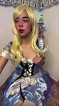 Snapshot of wetbyAlice chatting on 10/30/25, 11:38 wetbyAlice online show from 10/30/25, 11:38