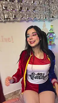 Snapshot of wetbyAlice chatting on 11/02/25, 01:52 wetbyAlice online show from 11/02/25, 01:52