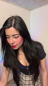 Snapshot of wetbyAlice chatting on 11/09/25, 12:53 wetbyAlice online show from 11/09/25, 12:53