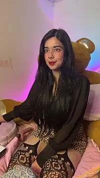 Snapshot of wetbyAlice chatting on 11/22/25, 12:53 wetbyAlice online show from 11/22/25, 12:53