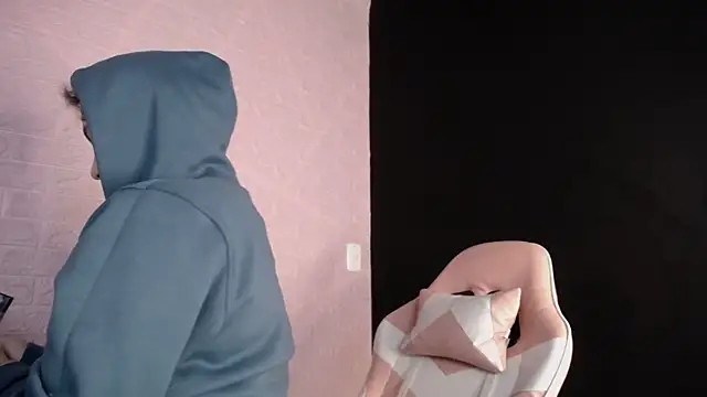 Snapshot of Dominic_Queen1 chatting on 12/05/25, 02:03 Dominic Queen1 online show from 12/05/25, 02:03