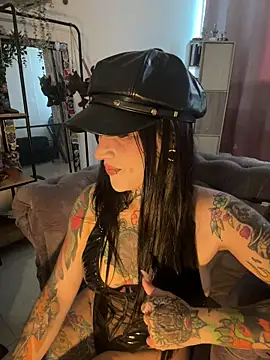 NinaHex online show from 11/12/25, 01:44