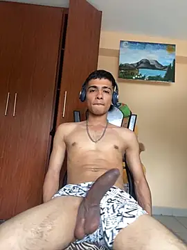 Snapshot of El-jhon chatting on 01/31/26, 07:11 El-jhon online show from 01/31/26, 07:11