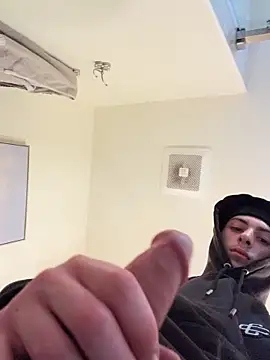 slimshadypt2 online show from 02/09/26, 09:35