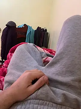 Snapshot of Unique-Man chatting on 02/07/26, 12:53 Unique-Man online show from 02/07/26, 12:53