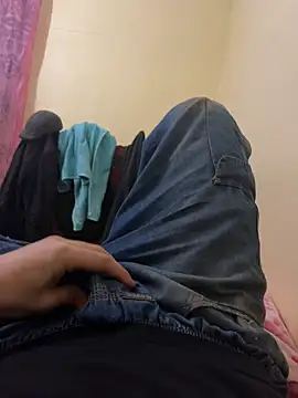 Snapshot of Unique-Man chatting on 02/12/26, 10:38 Unique-Man online show from 02/12/26, 10:38