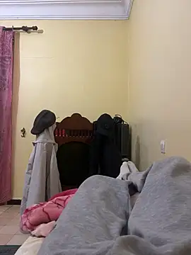 Snapshot of Unique-Man chatting on 03/18/26, 02:15 Unique-Man online show from 03/18/26, 02:15