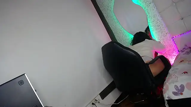 Catleya x online show from 11/06/25, 07:37