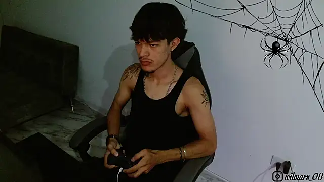 BrayanOconer08 online show from 10/26/25, 03:23