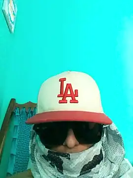 crazyyela online show from 12/18/25, 09:43