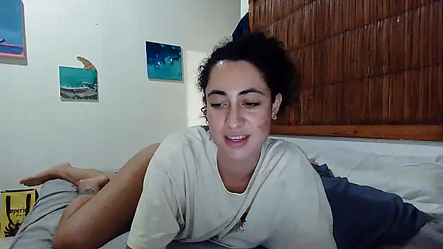 Snapshot of eleganceafterdark chatting on 11/19/25, 03:28 eleganceafterdark online show from 11/19/25, 03:28