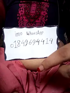 Snapshot of Naughty_Mow chatting on 10/31/25, 08:37 Naughty Mow online show from 10/31/25, 08:37