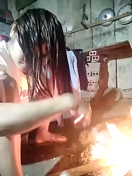 Snapshot of yeu-yeu chatting on 11/09/25, 12:03 yeu-yeu online show from 11/09/25, 12:03