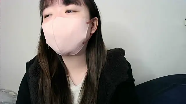 yua chan00 online show from 11/24/25, 06:35