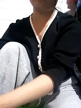 Phoena-a online show from 03/06/26, 01:57