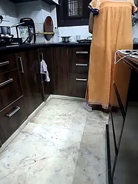 dreamgirl deor online show from 10/31/25, 02:56