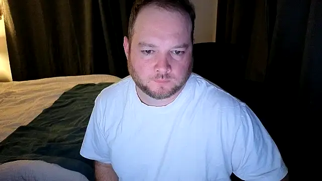 Snapshot of john_clarisa chatting on 12/20/25, 08:21 john clarisa online show from 12/20/25, 08:21